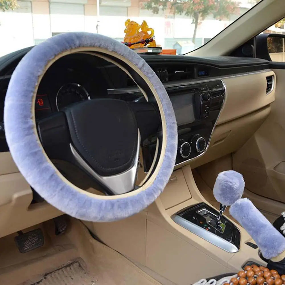 Super Soft Plush Steering Wheel Cover 37/38cm - Faux Fur